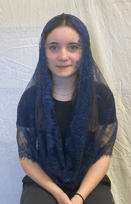 Eyelash Lace Infinity Veil
