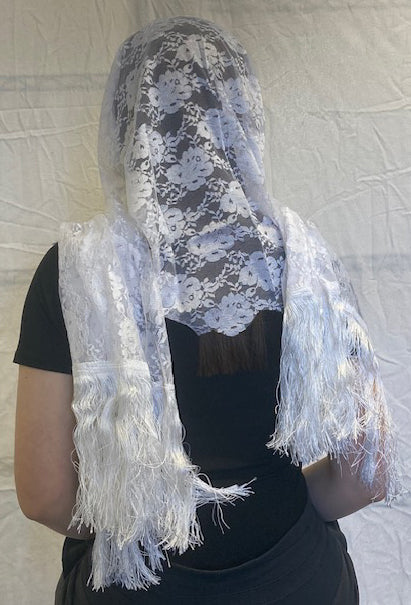 One-Of-A-Kind Mantilla Veils