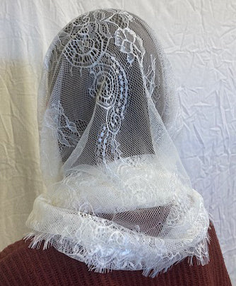 Eyelash Lace Infinity Veil