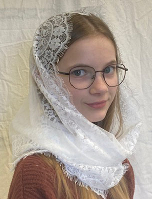 Eyelash Lace Infinity Veil
