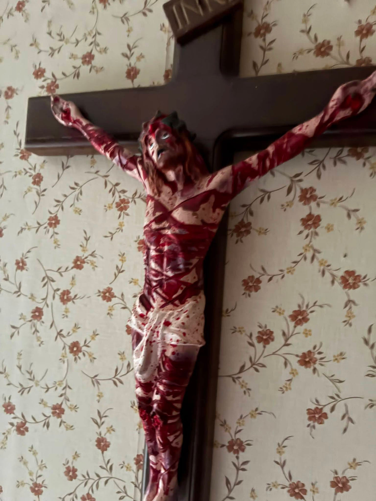 Agonizing Christ Crucifix
