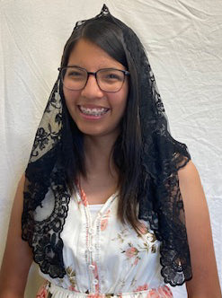 Spanish Style Triangle Mantilla