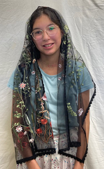 Rectangular Mantillas