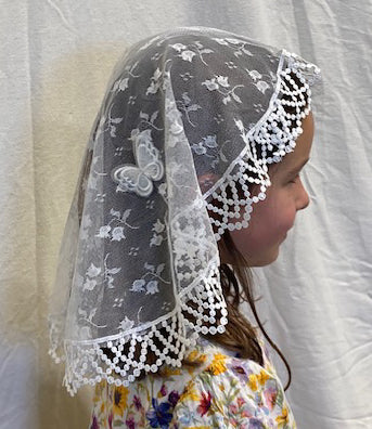 Scalloped Veils